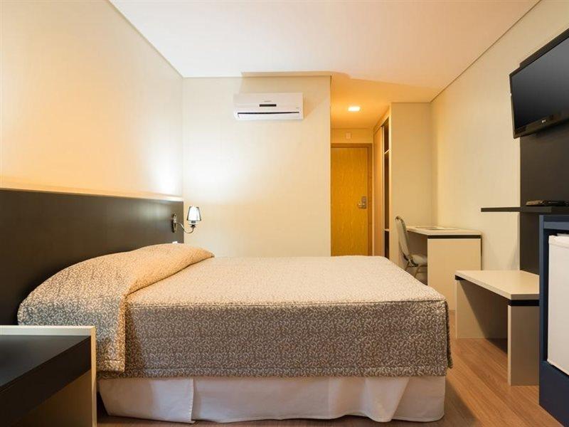 Hotel Financial Belo Horizonte Buitenkant foto