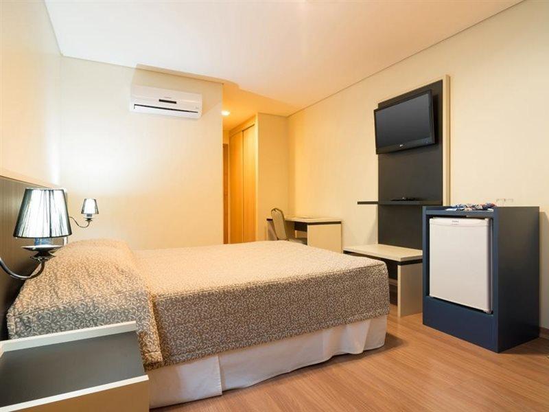 Hotel Financial Belo Horizonte Buitenkant foto